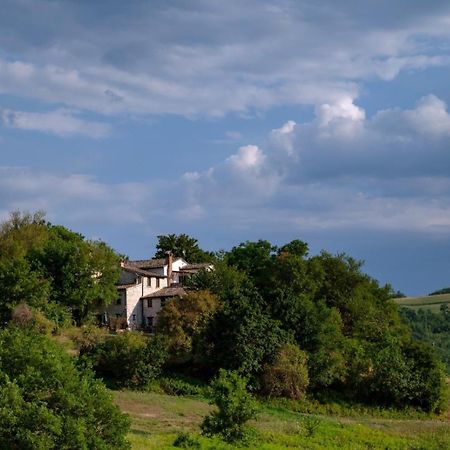 דירות קאלי Agriturismo Il Fienile Di Ca Battista מראה חיצוני תמונה