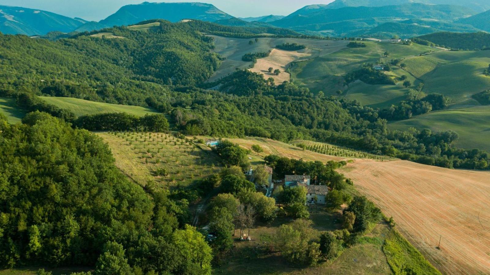 קאלי Agriturismo Il Fienile Di Ca Battista מראה חיצוני תמונה