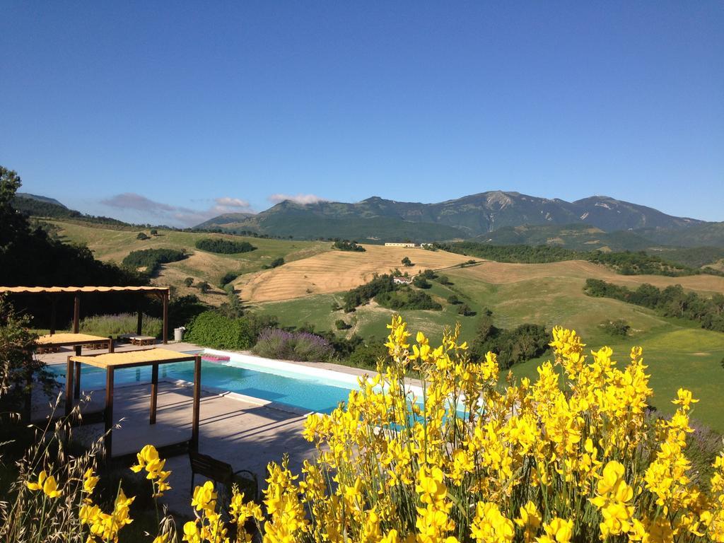 קאלי Agriturismo Il Fienile Di Ca Battista מראה חיצוני תמונה