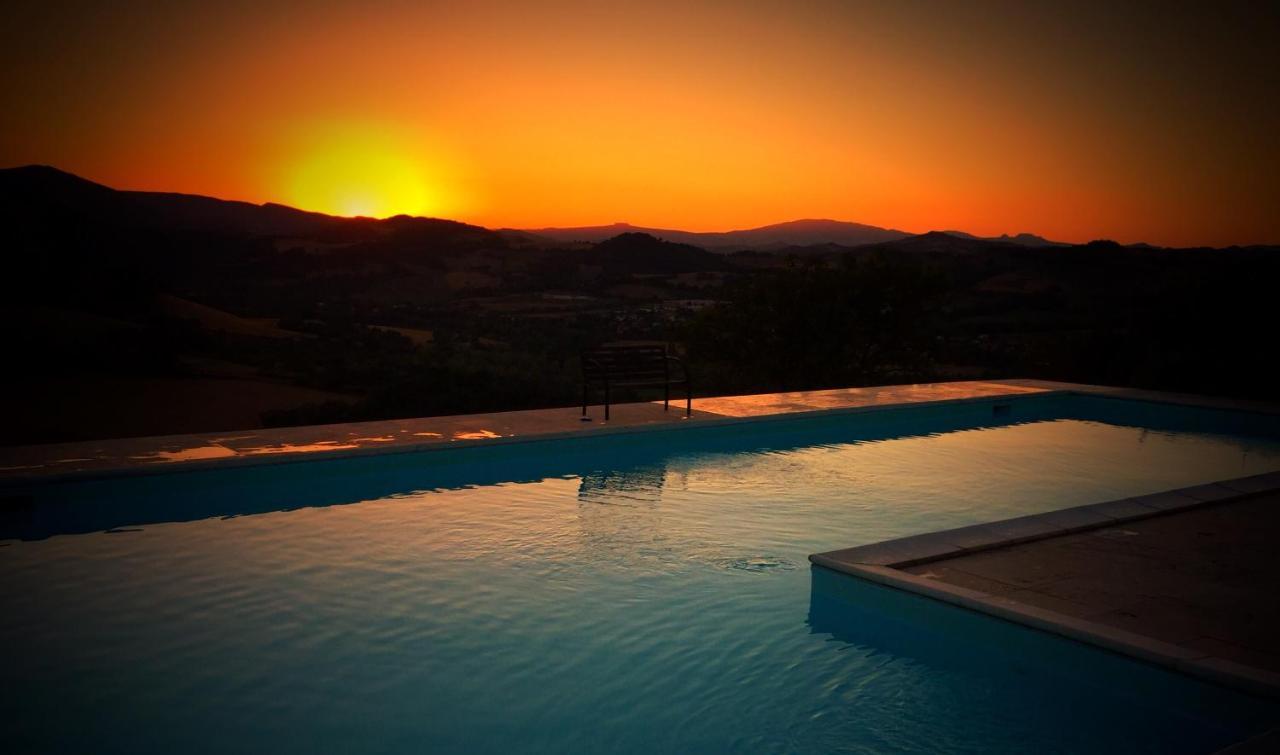 קאלי Agriturismo Il Fienile Di Ca Battista מראה חיצוני תמונה